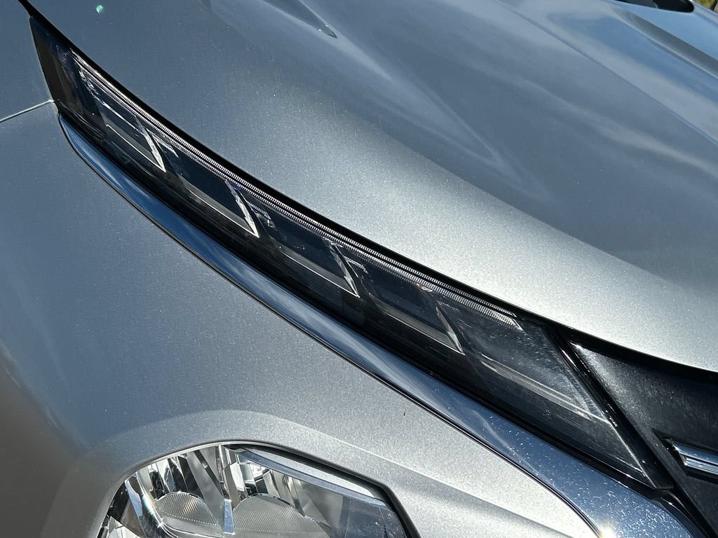 Used 2025 Mitsubishi Outlander ES AWD/4WD image 22