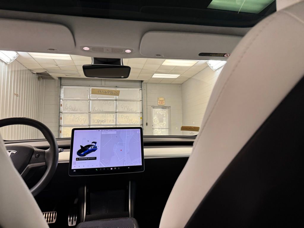 Used 2020 Tesla Model 3 Standard Range Plus image 22