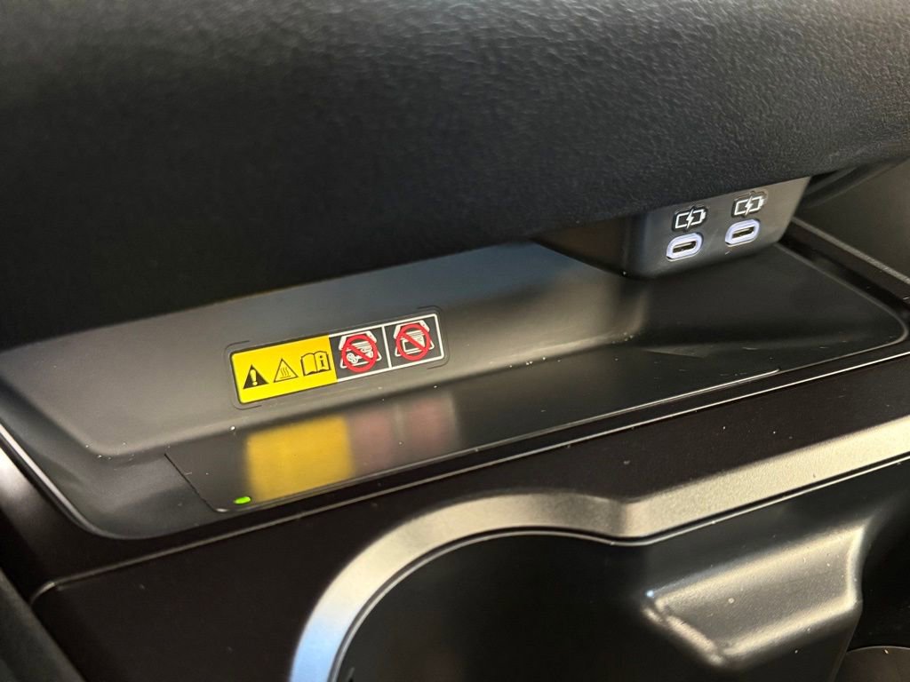 Certified 2024 Lexus UX 250h FWD image 23