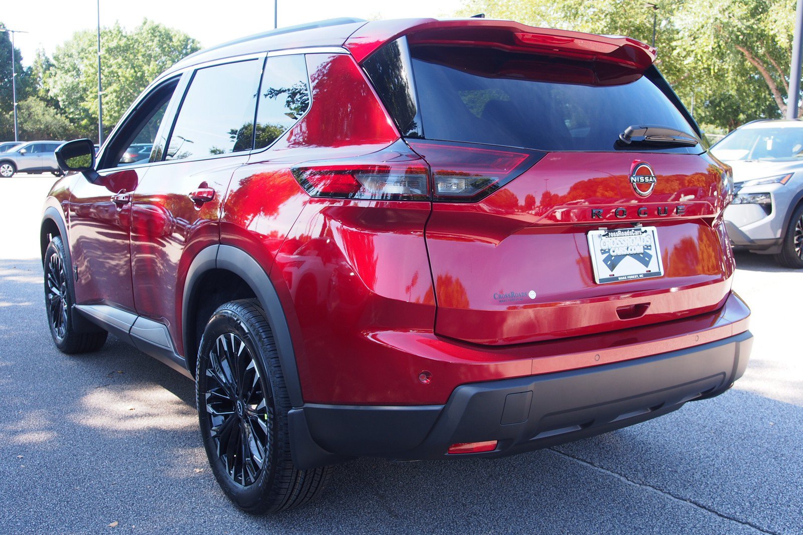 New 2026 Nissan Rogue Dark Armor FWD image 5