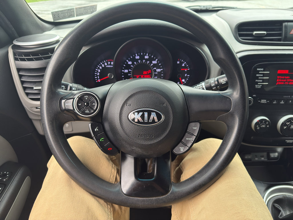 Used 2015 Kia Soul FWD image 11