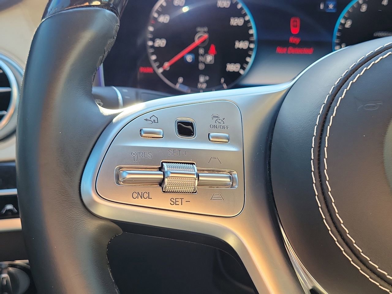 Used 2019 Mercedes-Benz S 560 Sedan image 30