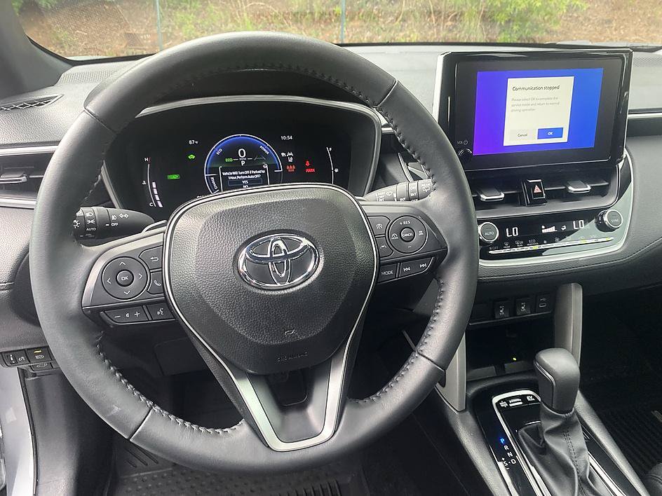 Certified 2025 Toyota Corolla Cross AWD Hybrid w/ Convenience Package image 13