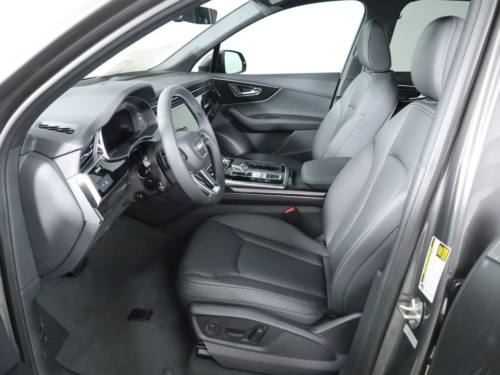 Certified 2025 Audi Q7 2.0T Premium image 21