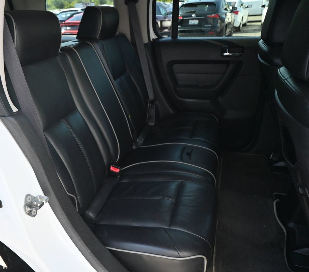 Used 2006 HUMMER H3 AWD/4WD image 15