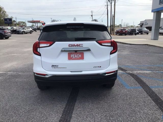 Used 2022 GMC Terrain AT4 w/ Infotainment Package II image 4