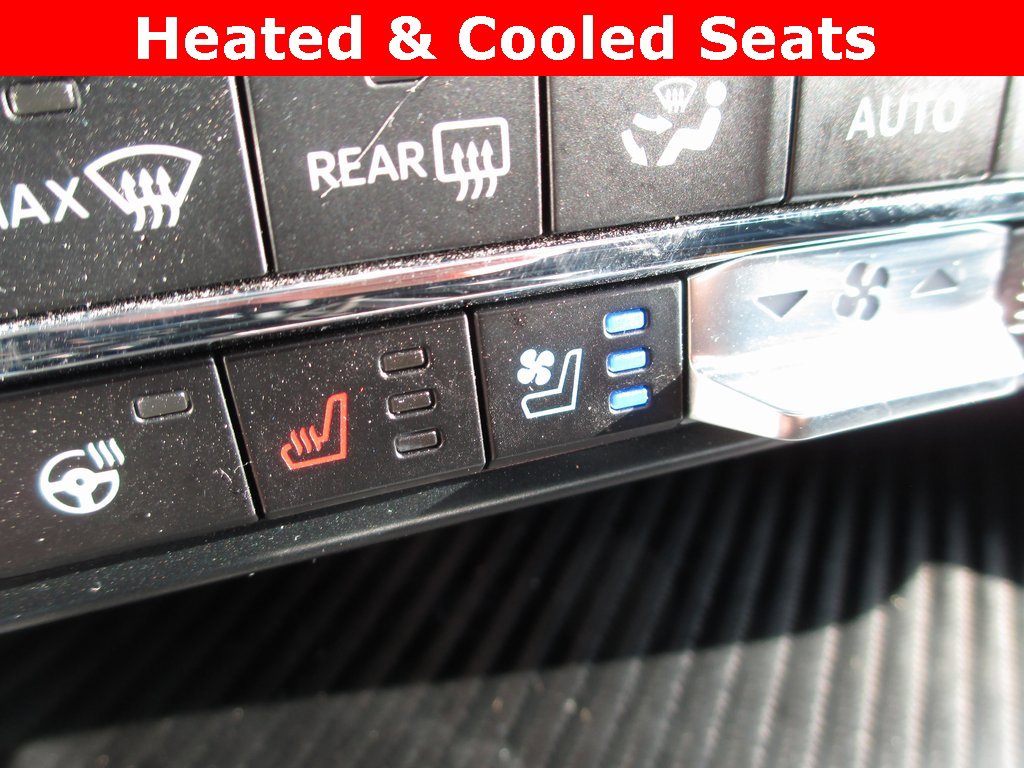 Used 2025 Ford F150 Raptor image 17