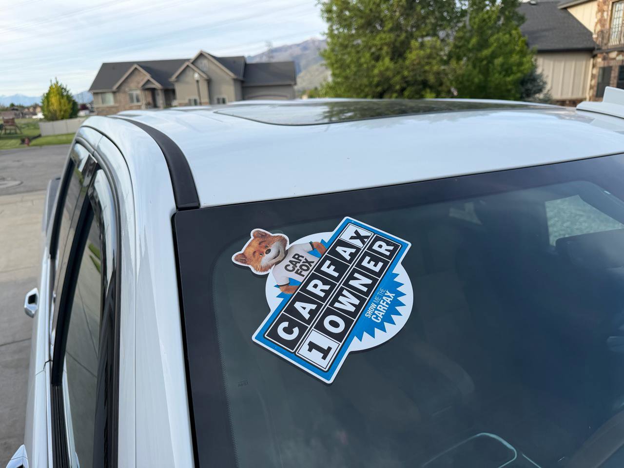 Used 2022 Chevrolet Silverado 2500 High Country w/ LPO, Dark Essentials Package AWD/4WD image 8