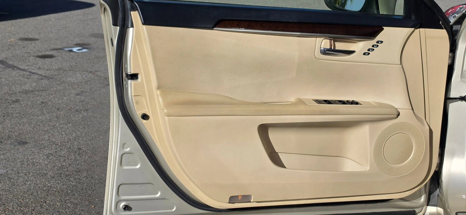 Used 2013 Lexus ES 350 FWD image 13