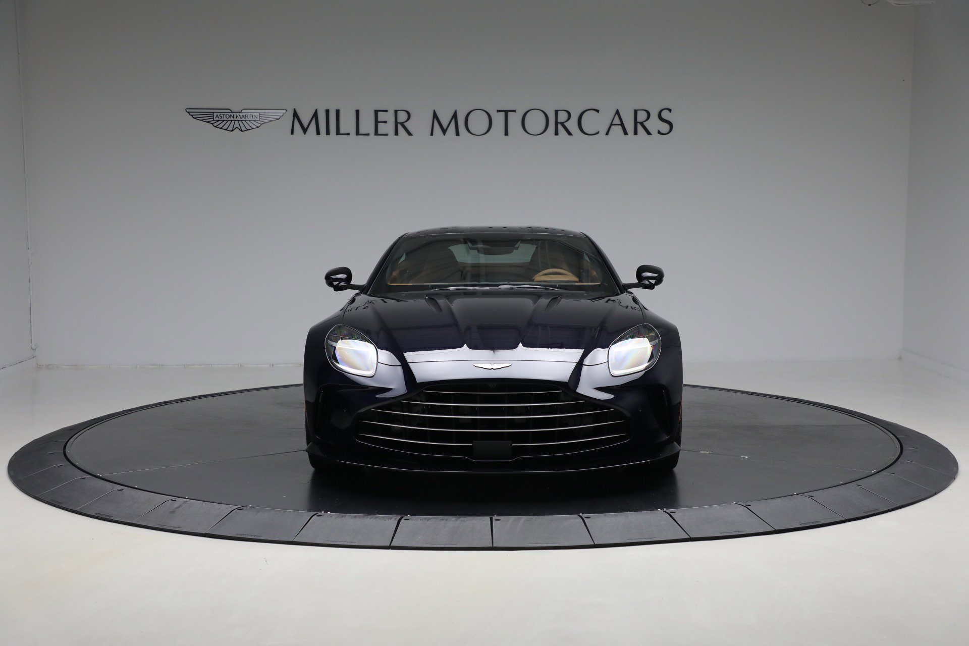 New 2026 Aston Martin V8 Vantage Coupe image 12