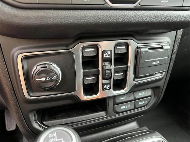 New 2025 Jeep Gladiator Sport image 22