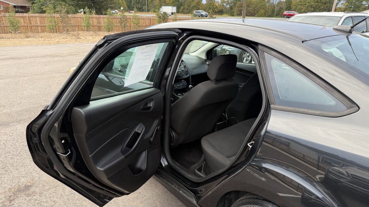 Used 2015 Ford Focus S image 11