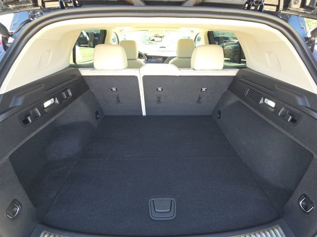 Used 2021 Buick Envision Essence w/ Technology Package I image 11