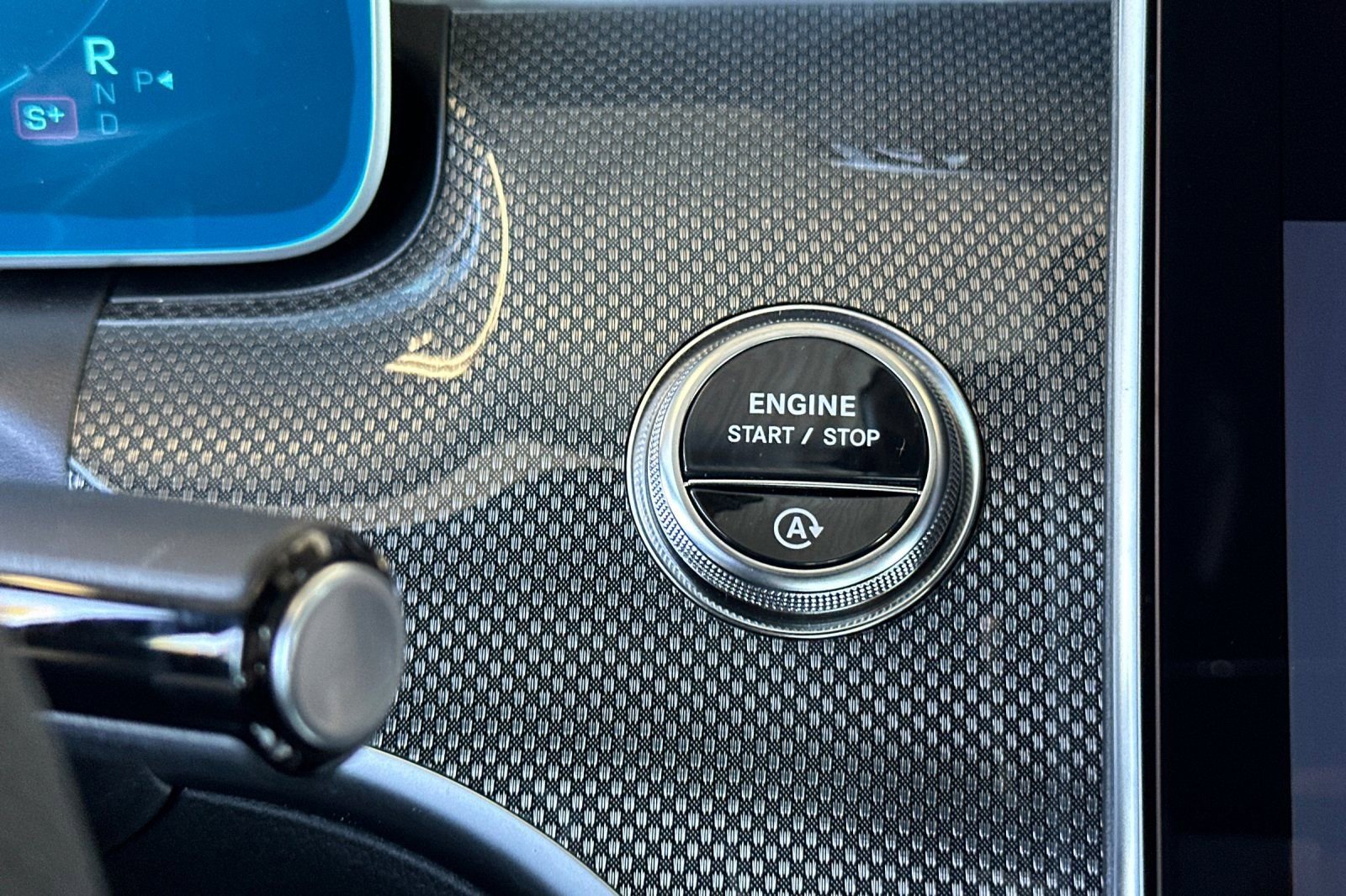 New 2025 Mercedes-Benz C 300 4MATIC Sedan image 20