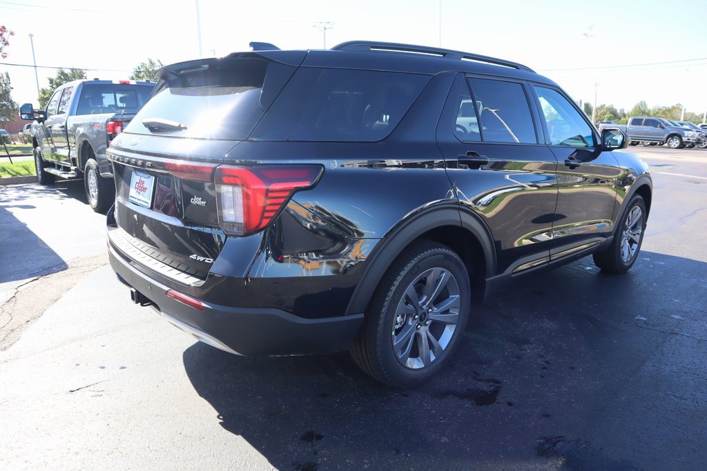 New 2026 Ford Explorer Active w/ Active Comfort Package image 22