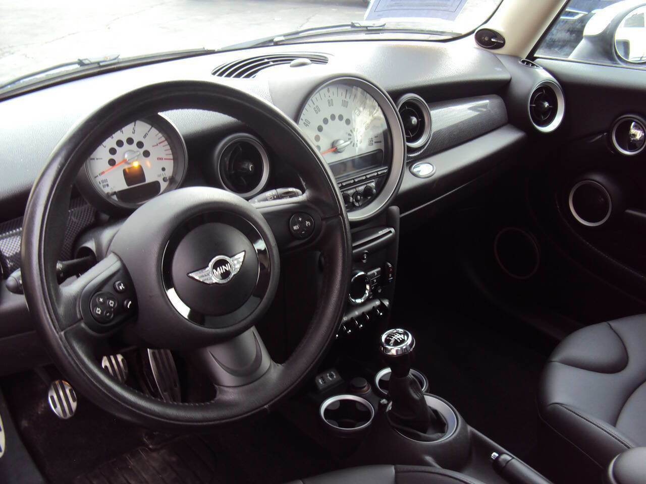 Used 2013 MINI Cooper S image 6