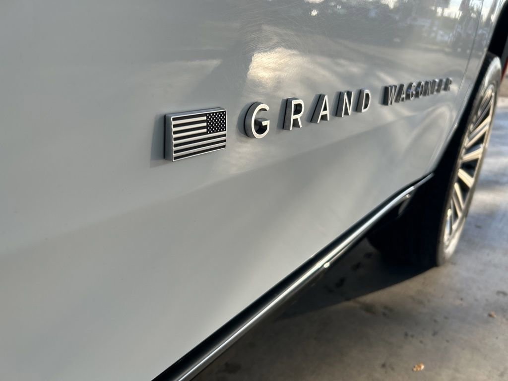 Used 2023 Jeep Grand Wagoneer L Series II image 24