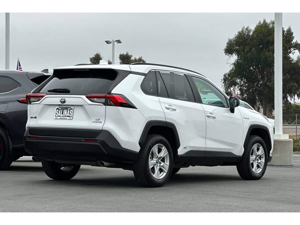 Certified 2020 Toyota RAV4 LE AWD/4WD image 4