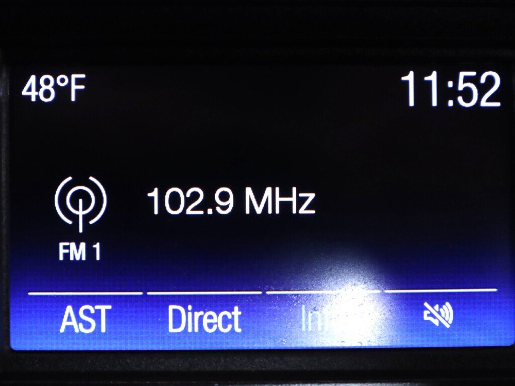 Used 2016 Ford Mustang Coupe image 18