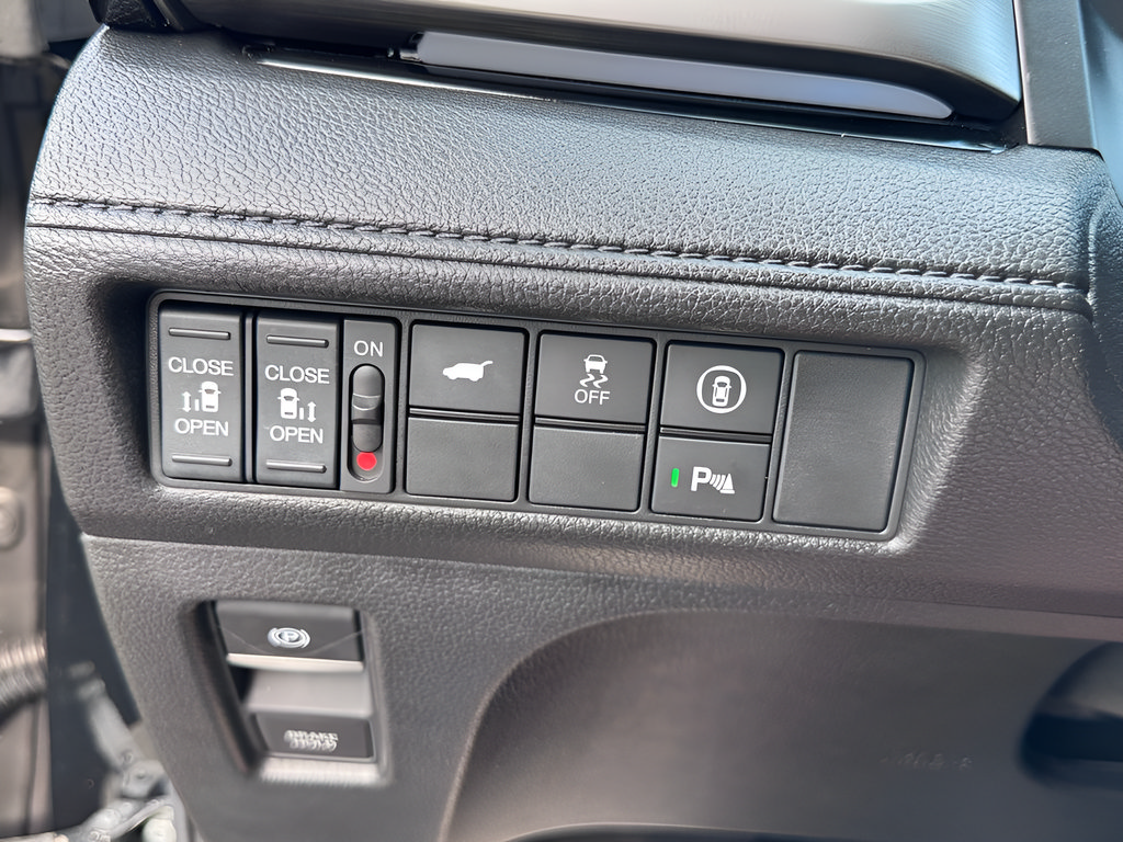 Used 2023 Honda Odyssey Touring image 41