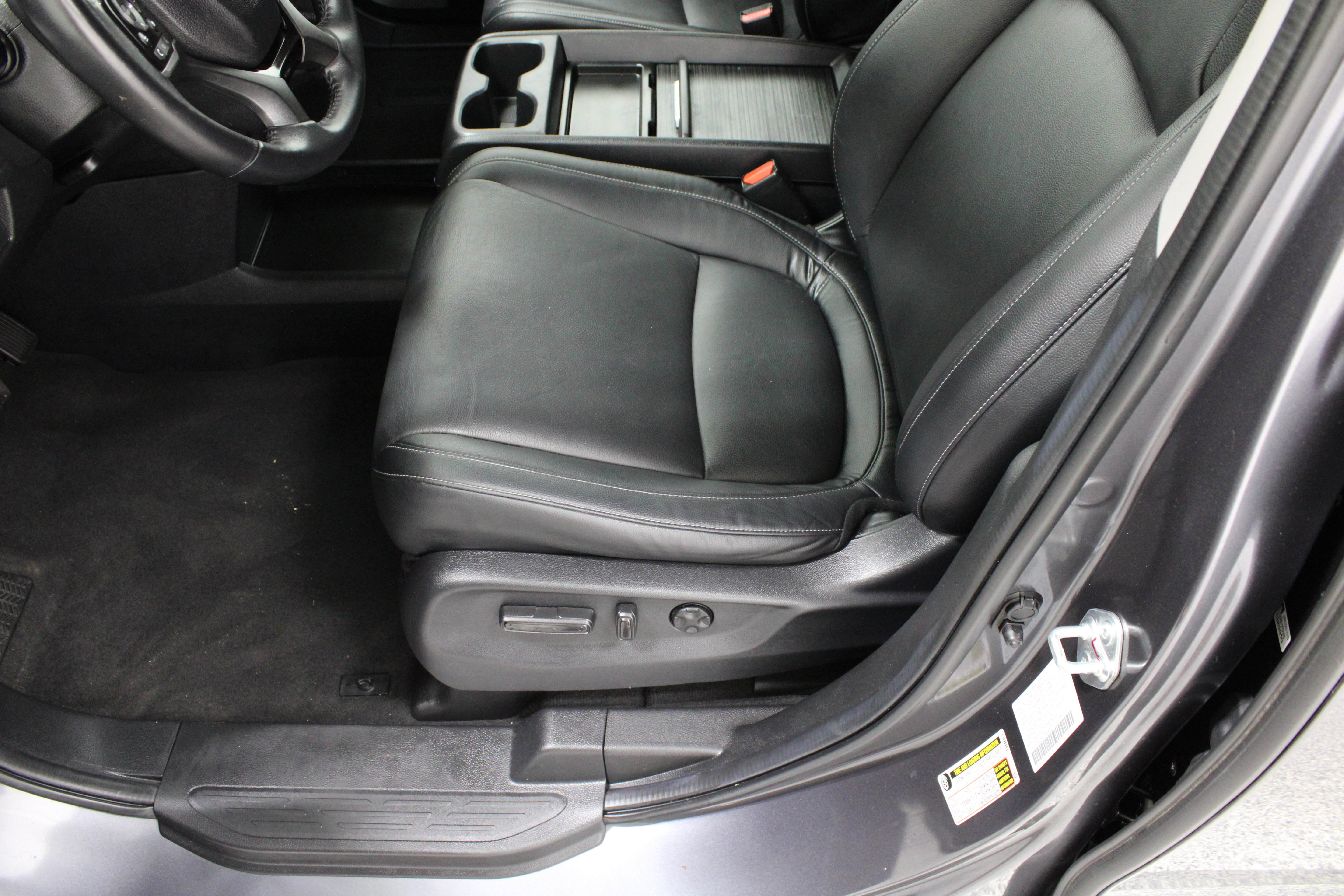 Used 2024 Honda Odyssey Touring image 15