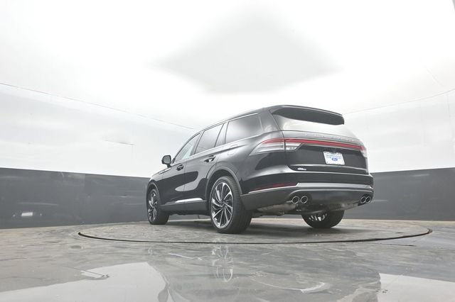 Used 2025 Lincoln Aviator Reserve w/ Equipment Group 201A AWD/4WD image 39