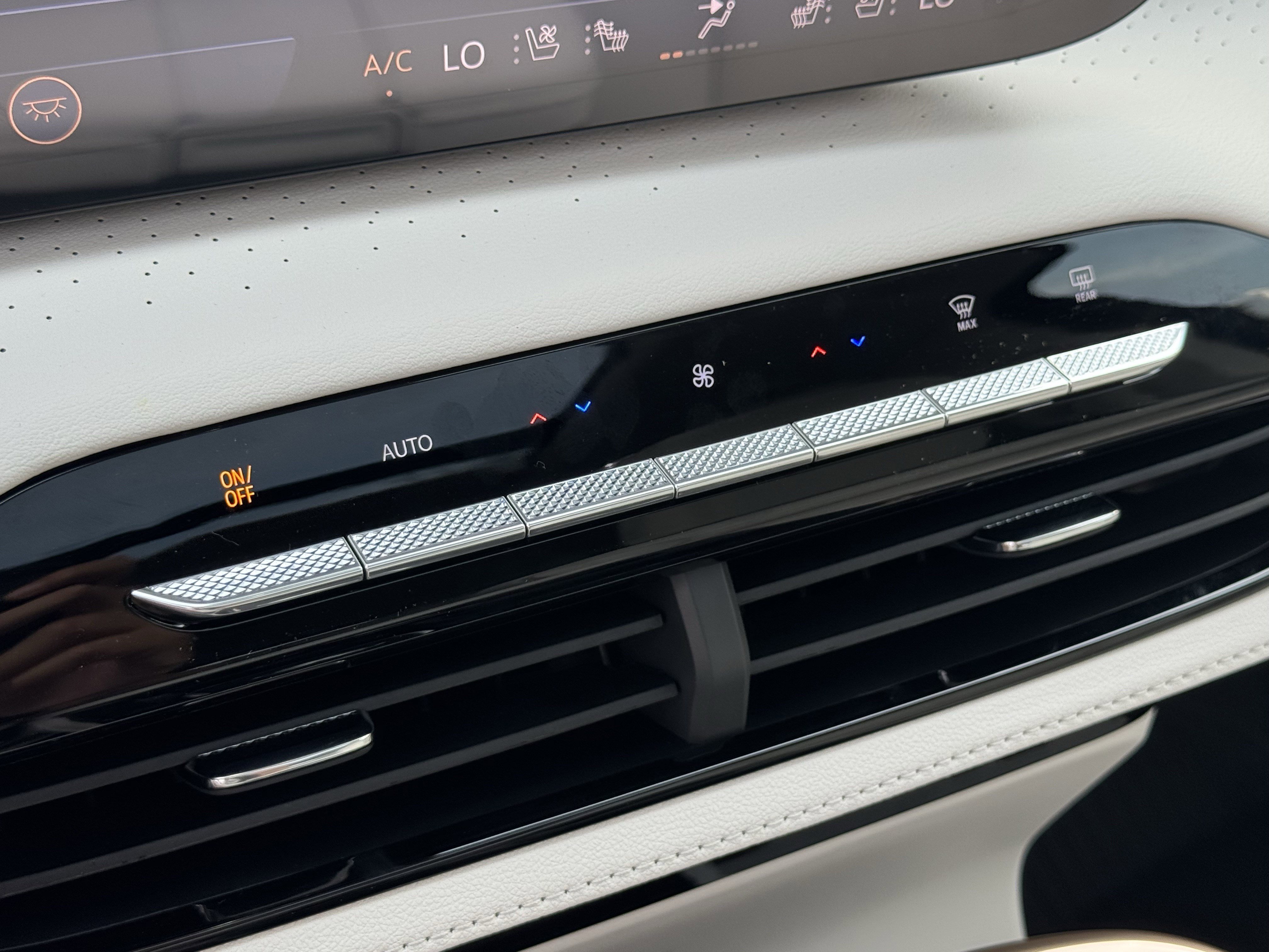 New 2026 Buick Enclave Avenir image 19