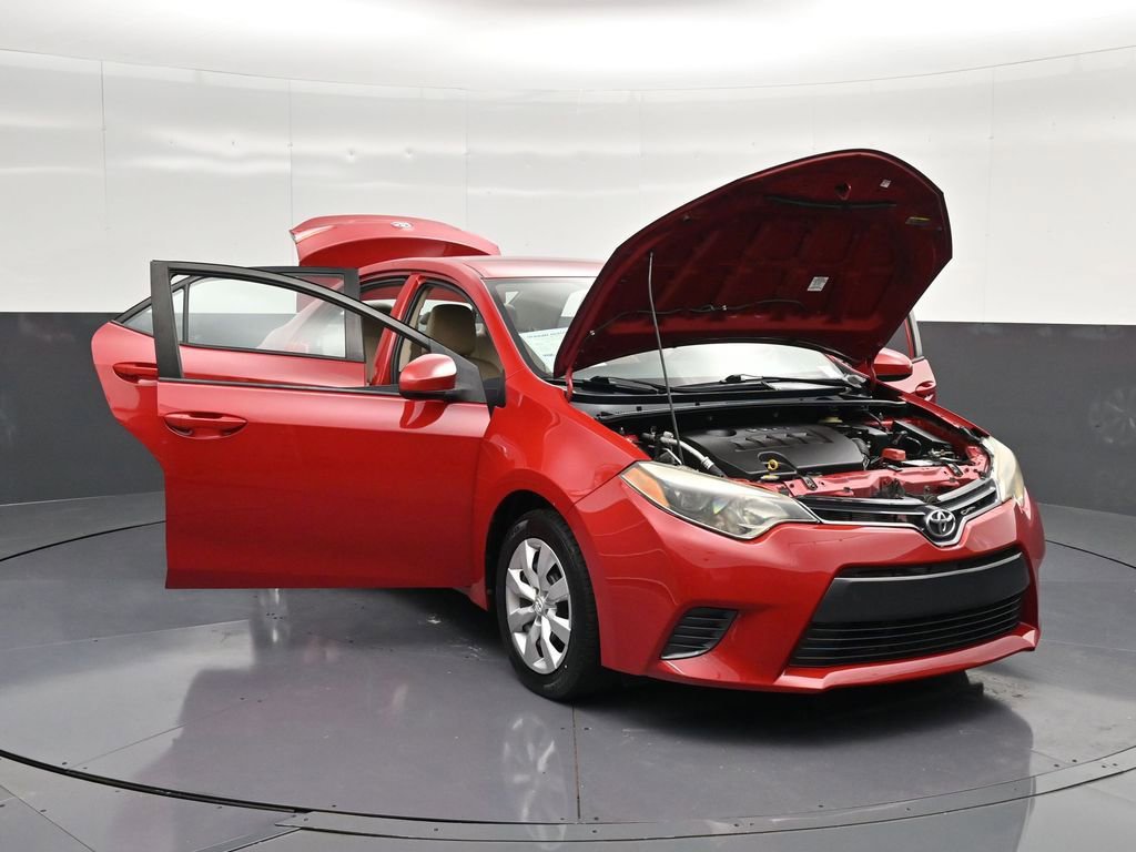Used 2016 Toyota Corolla LE FWD image 38
