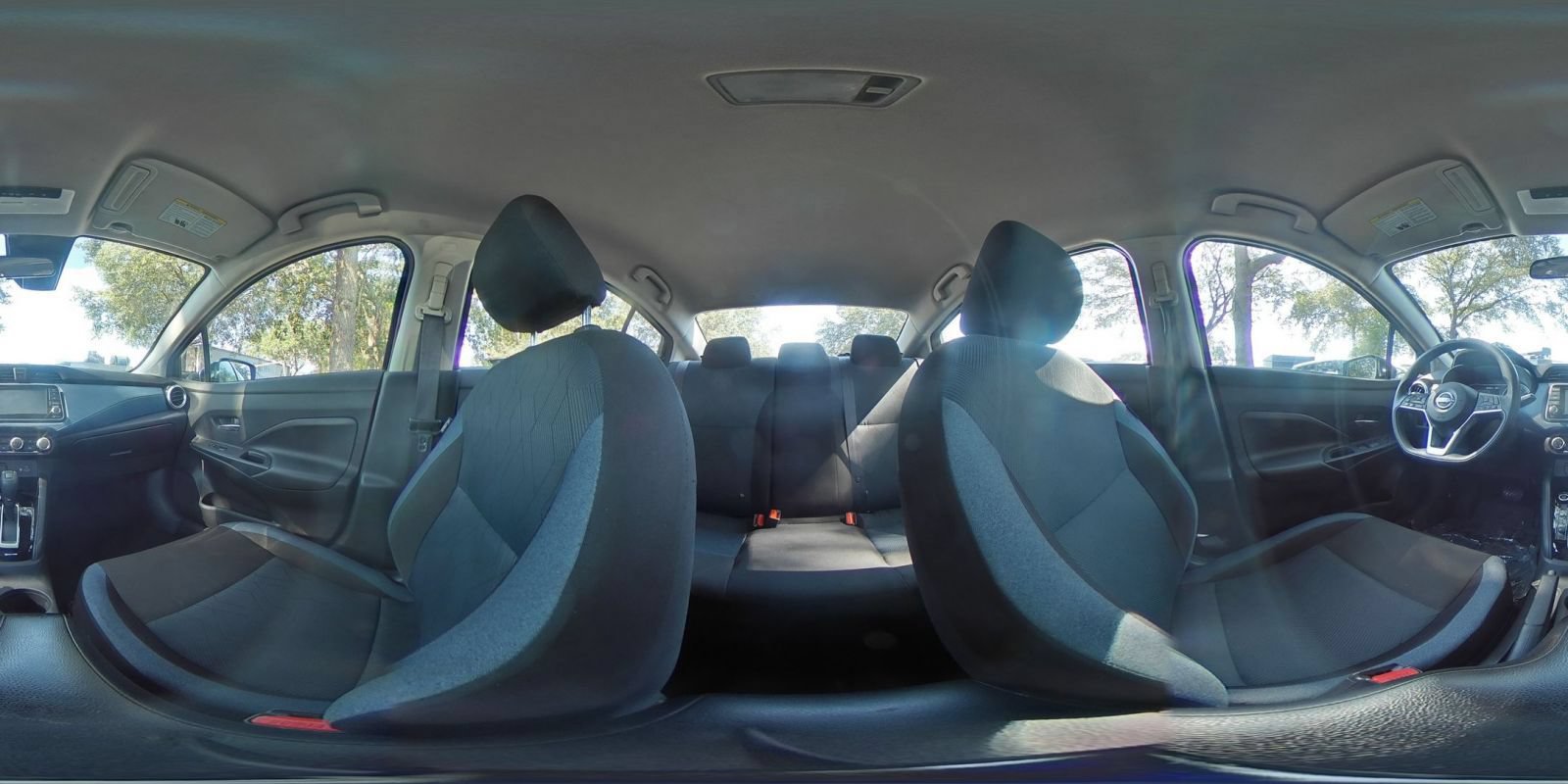 Used 2025 Nissan Versa SV FWD image 40