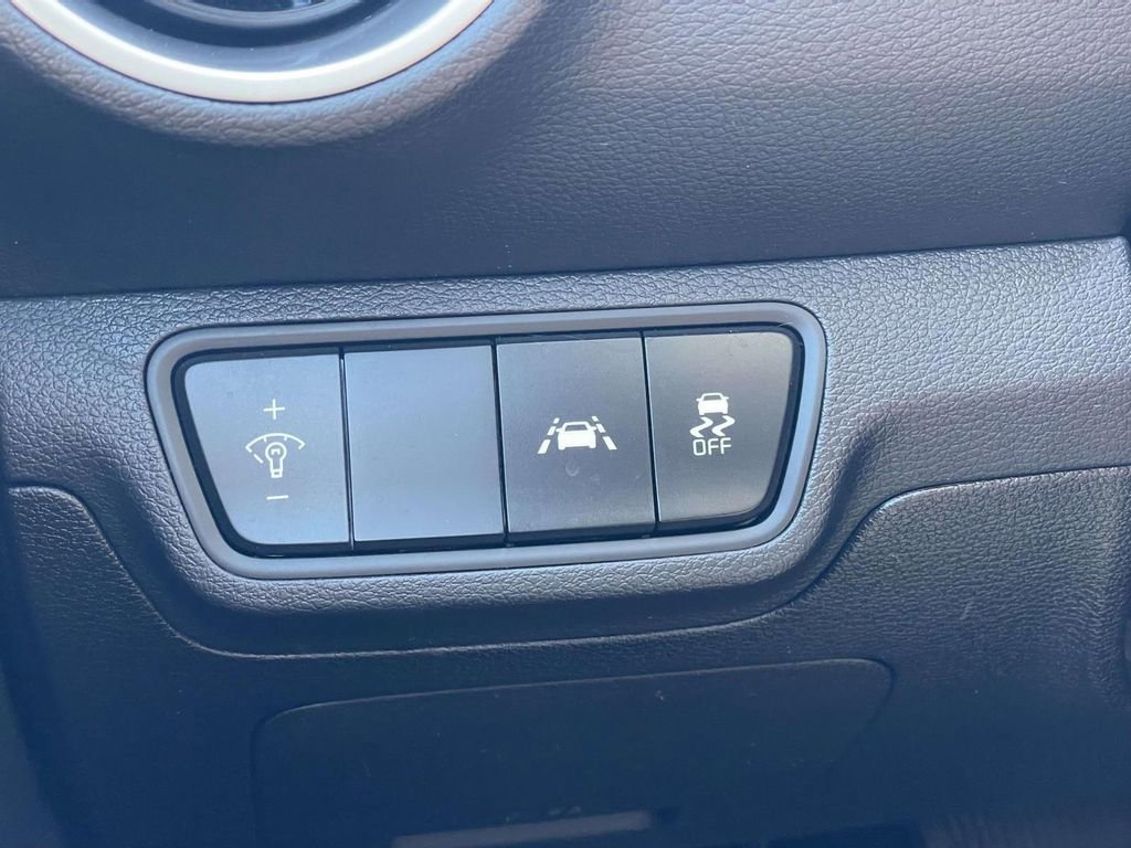 Used 2021 Kia Forte LXS FWD image 9
