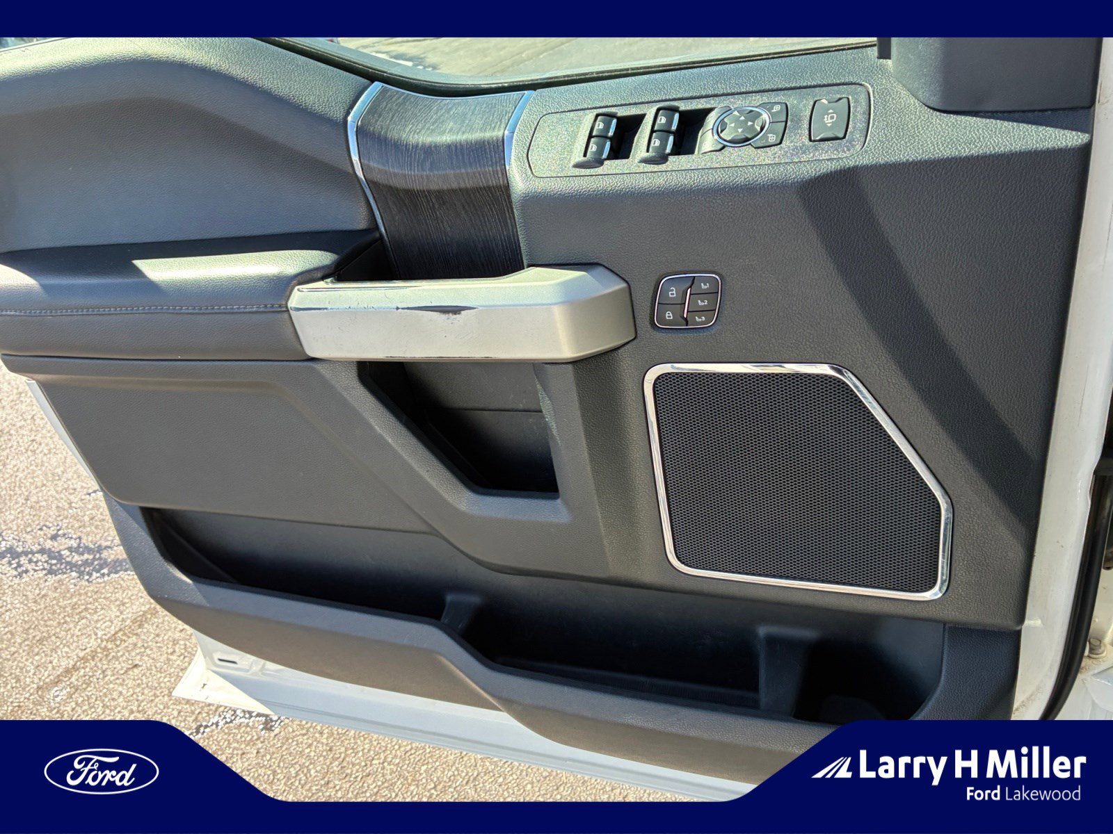 Used 2021 Ford F350 Lariat w/ Lariat Ultimate Package image 13