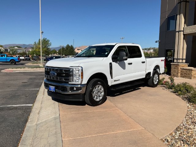 Used 2024 Ford F250 XLT w/ FX4 Off-Road Package AWD/4WD image 8