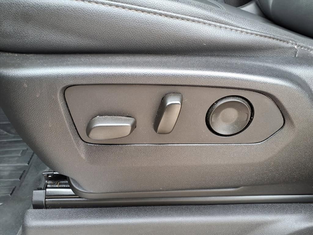 Used 2022 GMC Sierra 1500 Elevation w/ Elevation Premium Package image 13