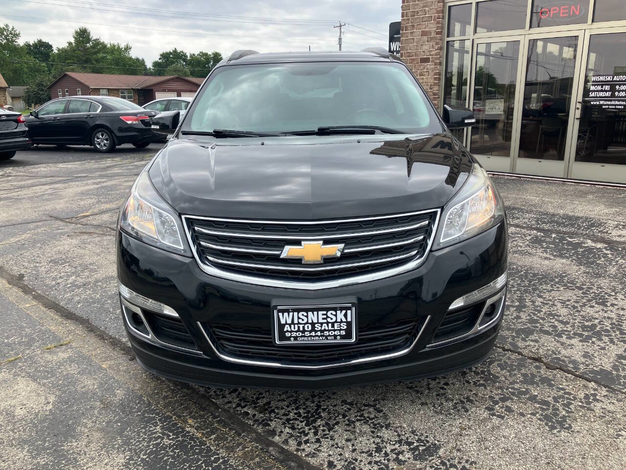 Used 2017 Chevrolet Traverse LT image 8
