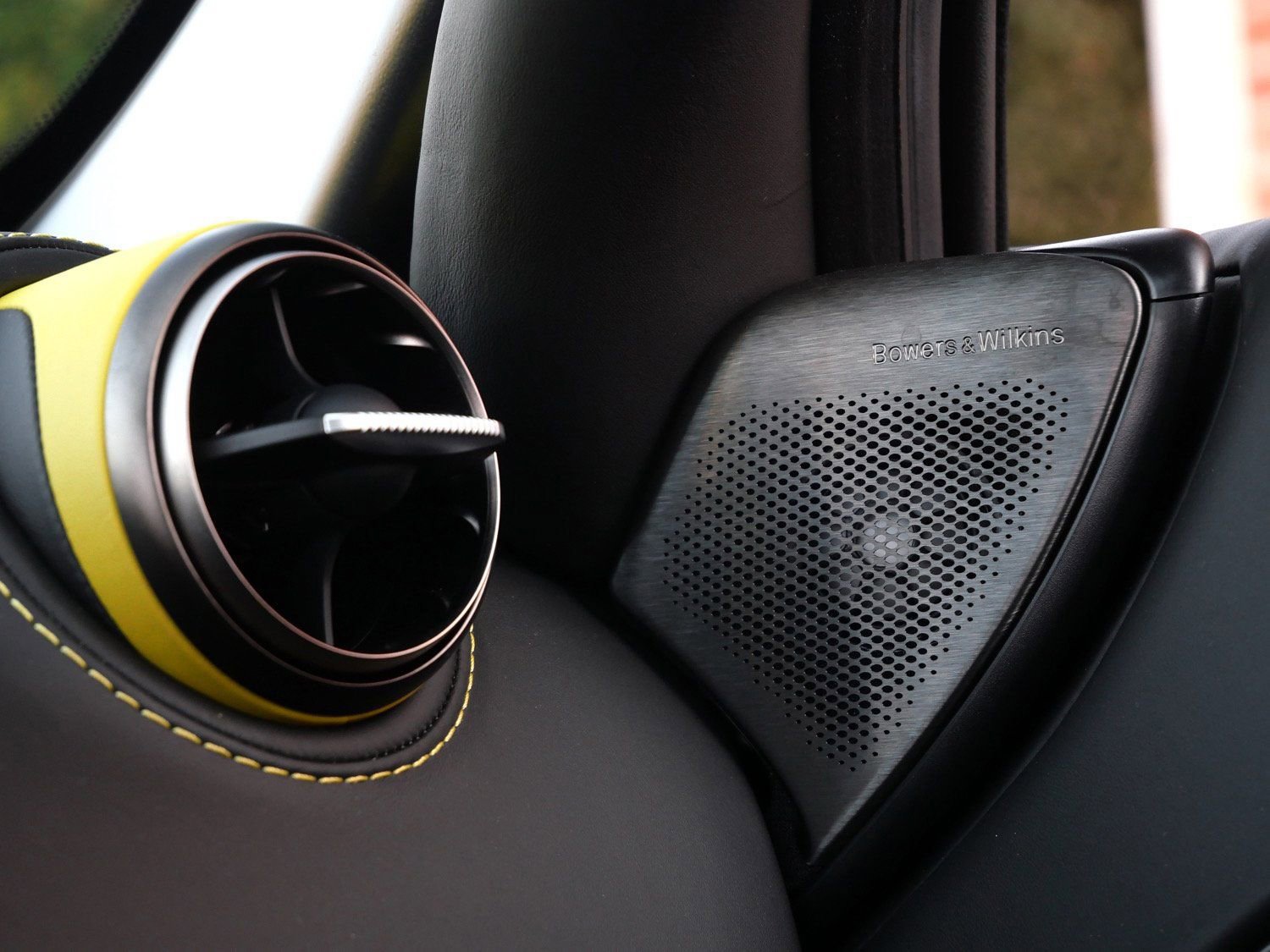 Used 2019 McLaren 720S Performance image 20