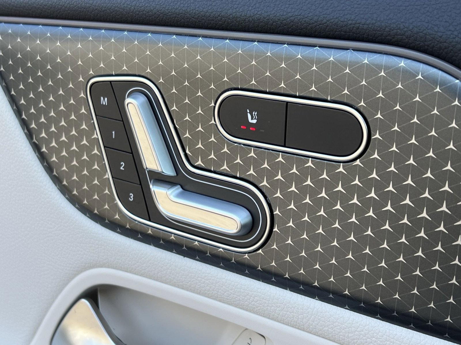 Certified 2025 Mercedes-Benz GLA 250 GLA 250 image 33