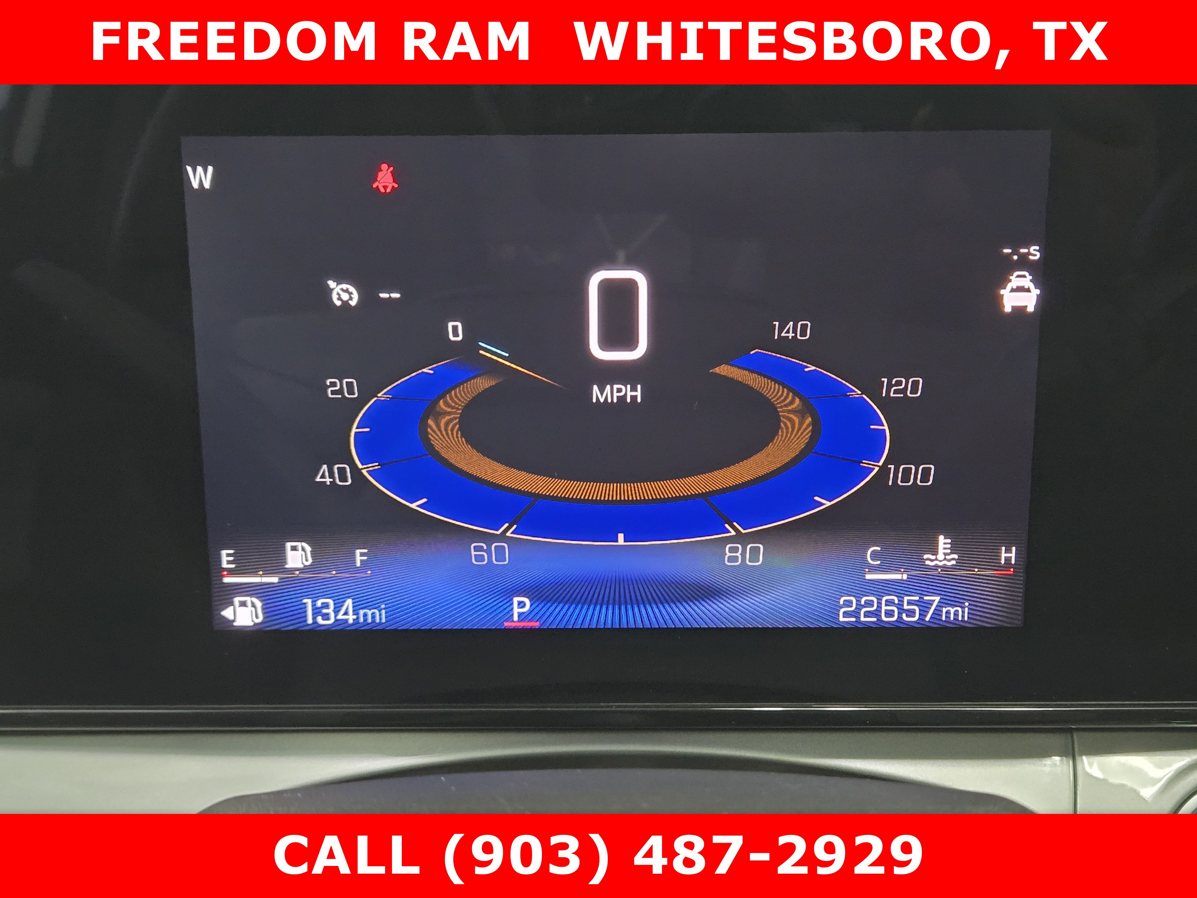 Used 2025 Chevrolet Trax LT w/ LT Convenience Package image 10