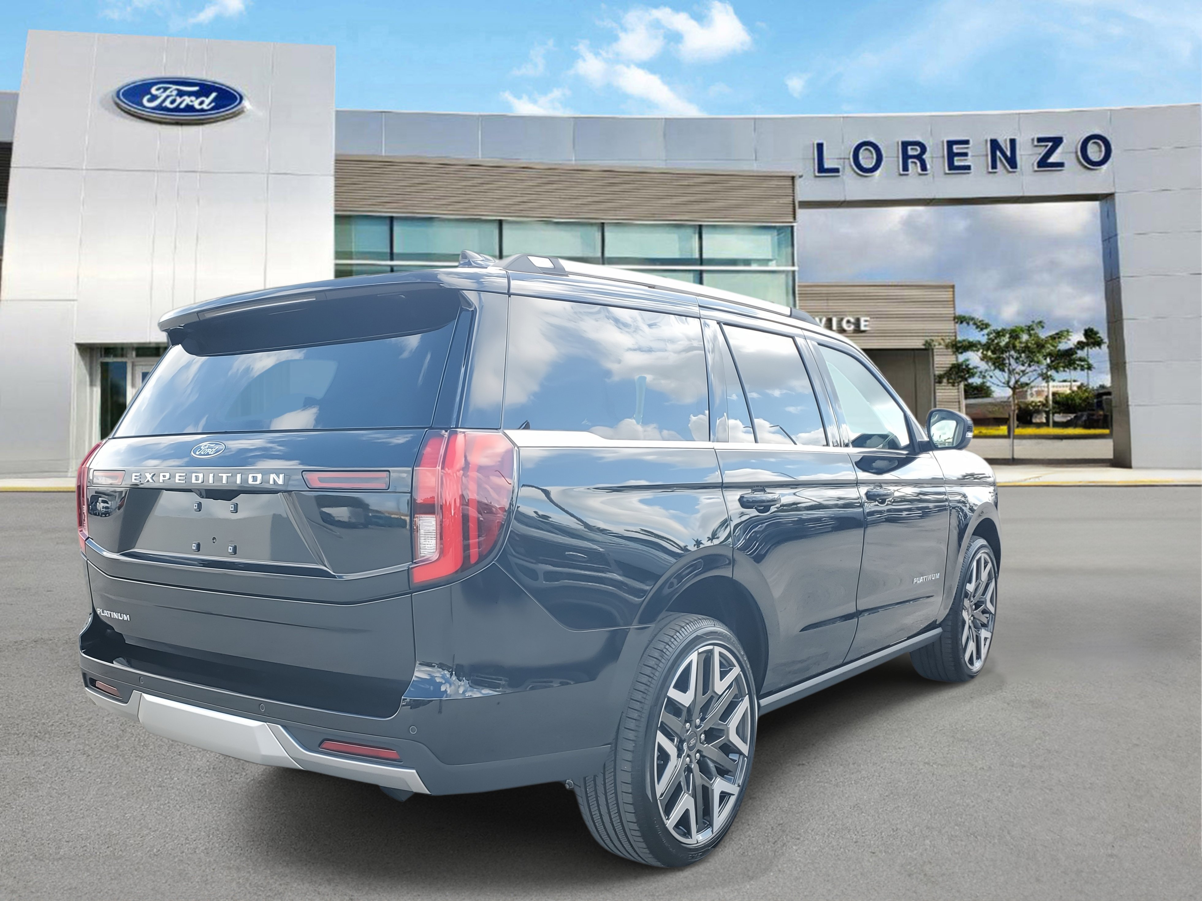 New 2026 Ford Expedition Platinum w/ Platinum Ultimate Package AWD/4WD image 4