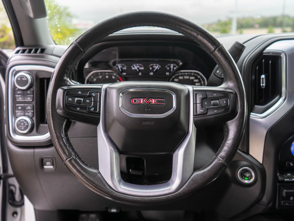 Used 2020 GMC Sierra 1500 SLT w/ SLT Premium Package AWD/4WD image 17
