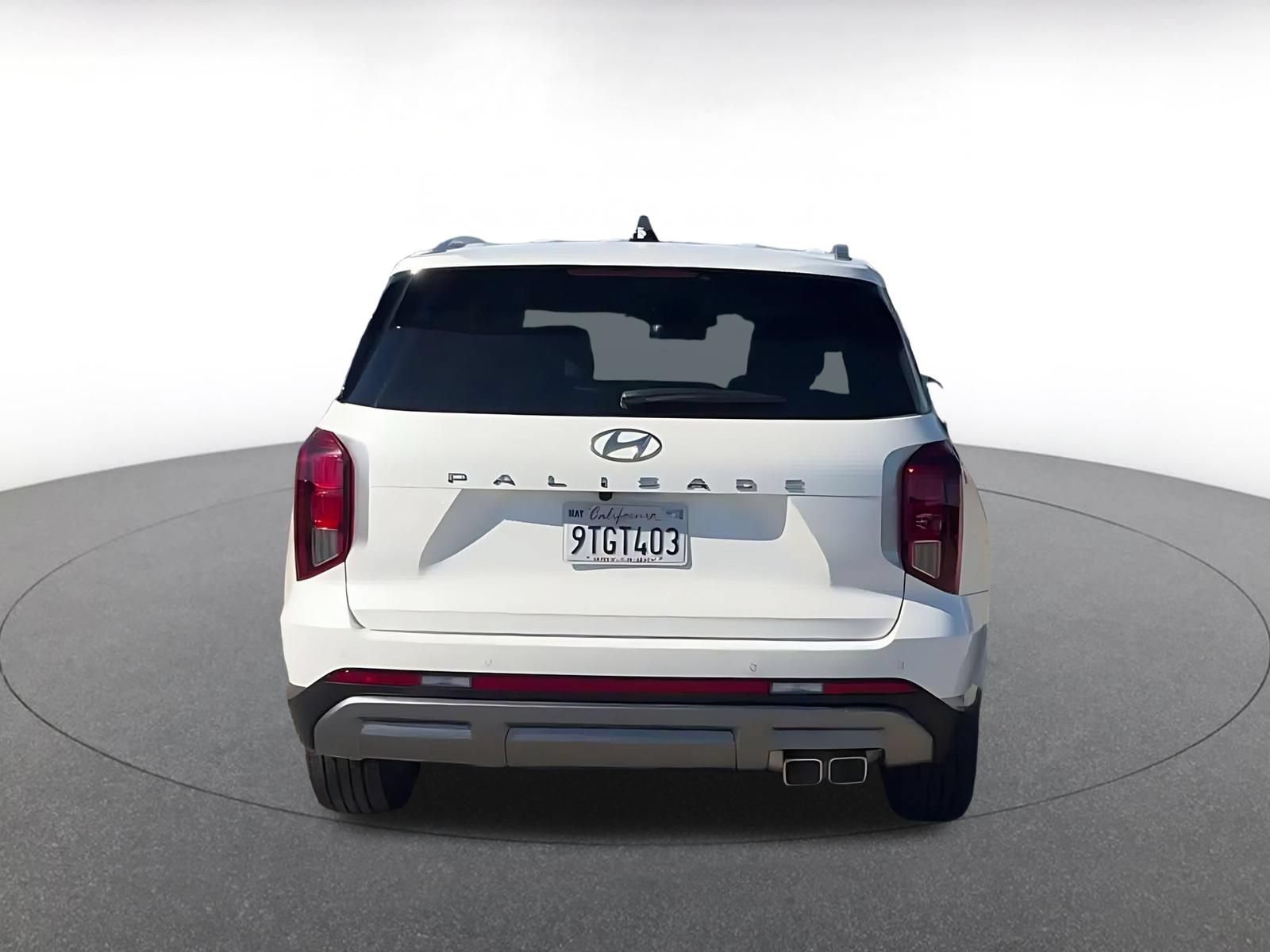 Used 2025 Hyundai Palisade SEL FWD image 12