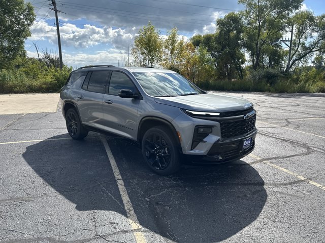 New 2026 Chevrolet Traverse RS w/ LPO, Floor Liner Package image 3
