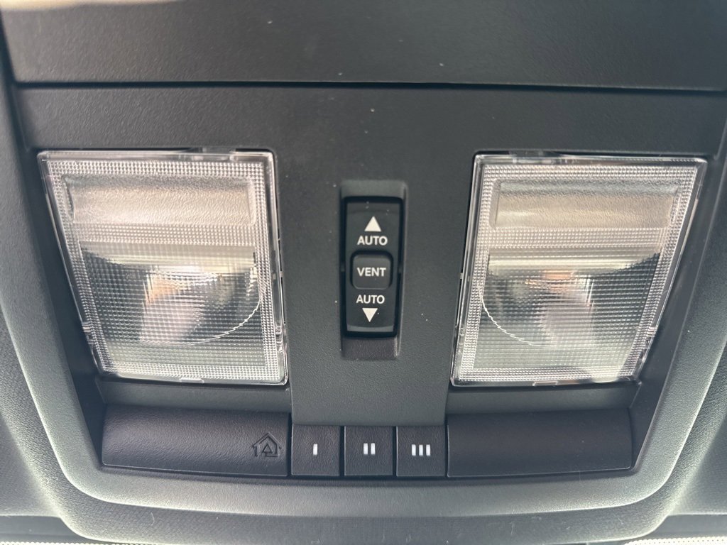 Used 2020 Dodge Challenger R/T image 42