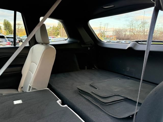 Used 2023 Honda Passport EX-L image 9