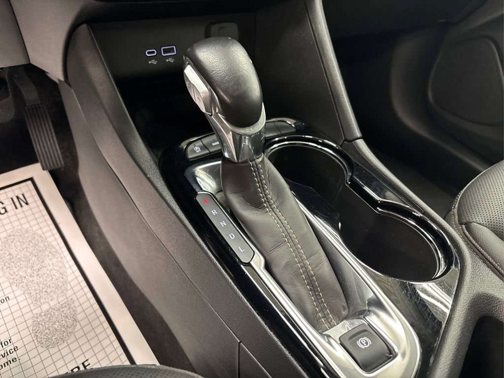 Used 2024 Buick Encore GX Sport Touring image 30