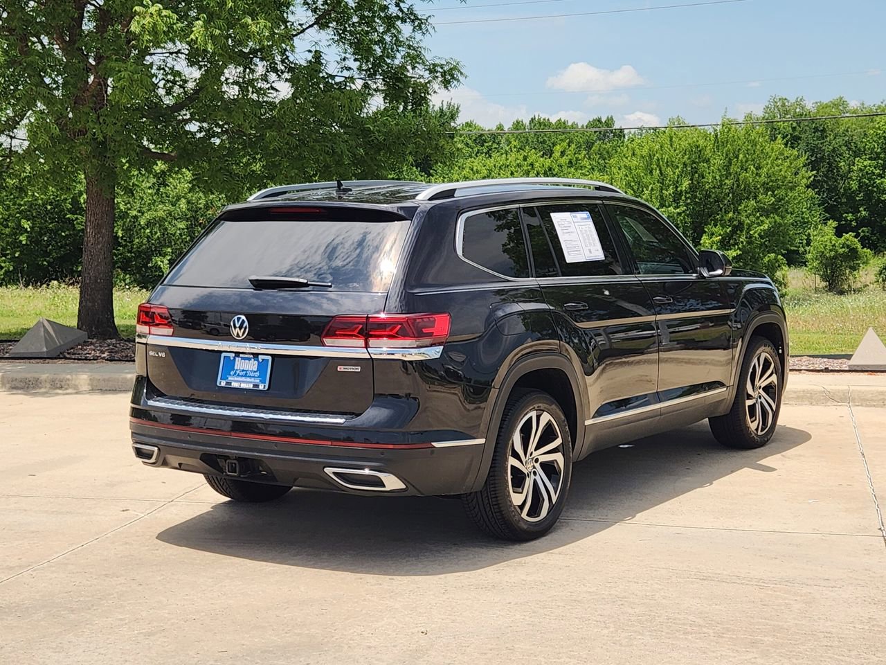 Used 2021 Volkswagen Atlas SEL Premium AWD/4WD image 5