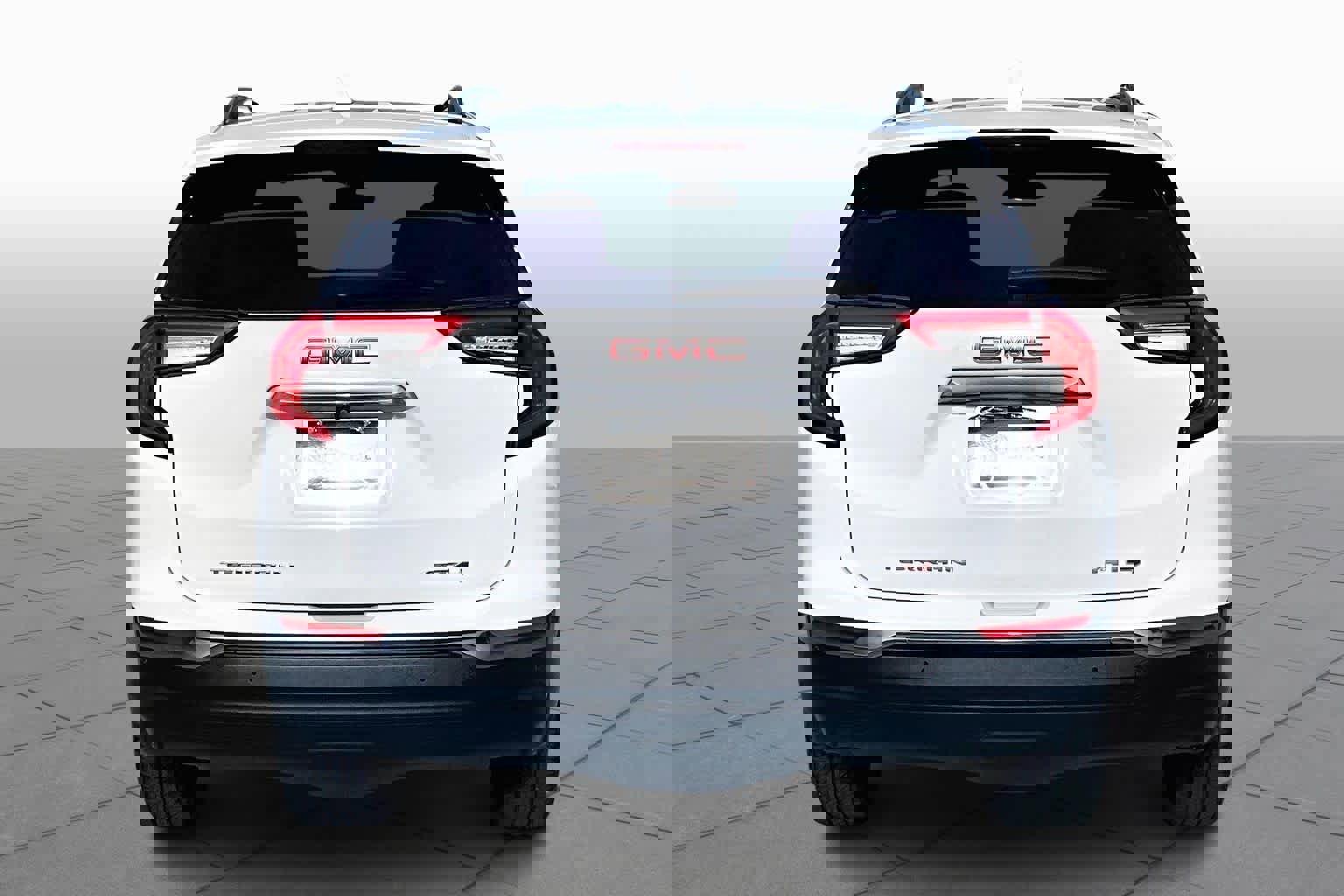 Used 2024 GMC Terrain AT4 w/ Infotainment Package II image 5