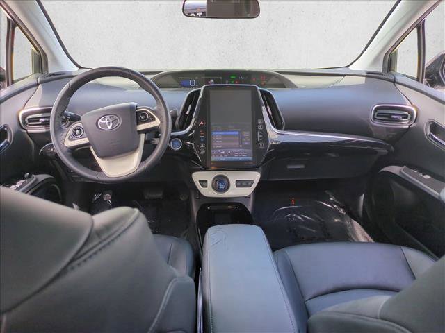 Used 2017 Toyota Prius Prime Premium image 17