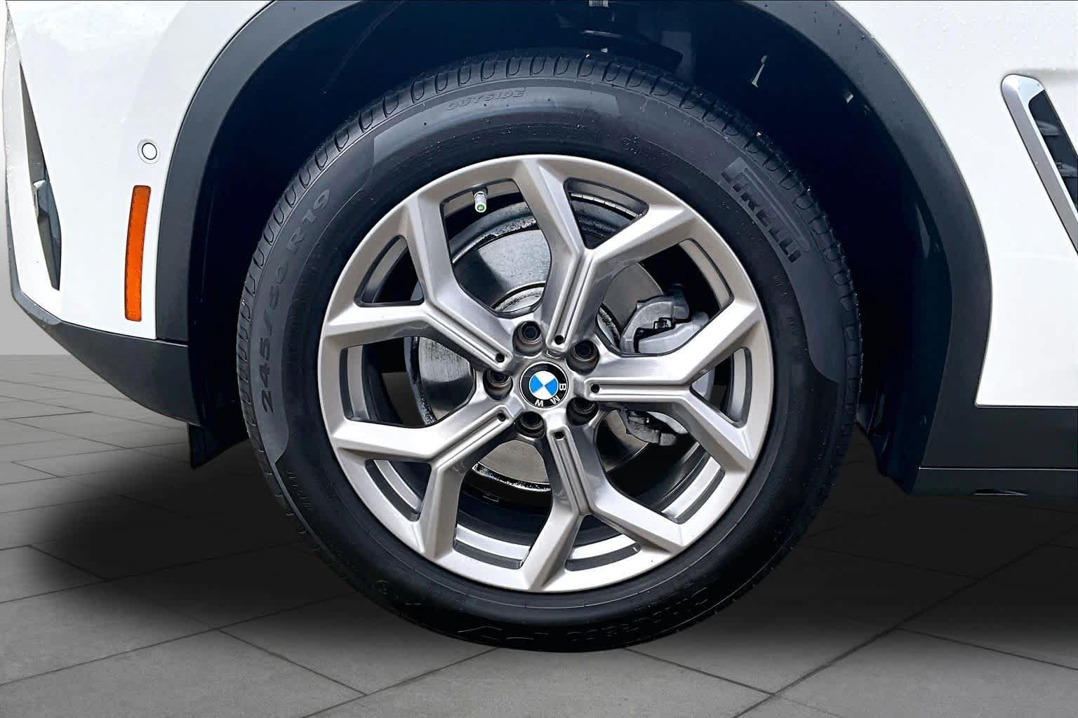 Used 2023 BMW X3 sDrive30i w/ Premium Package w/ZPA RWD image 10