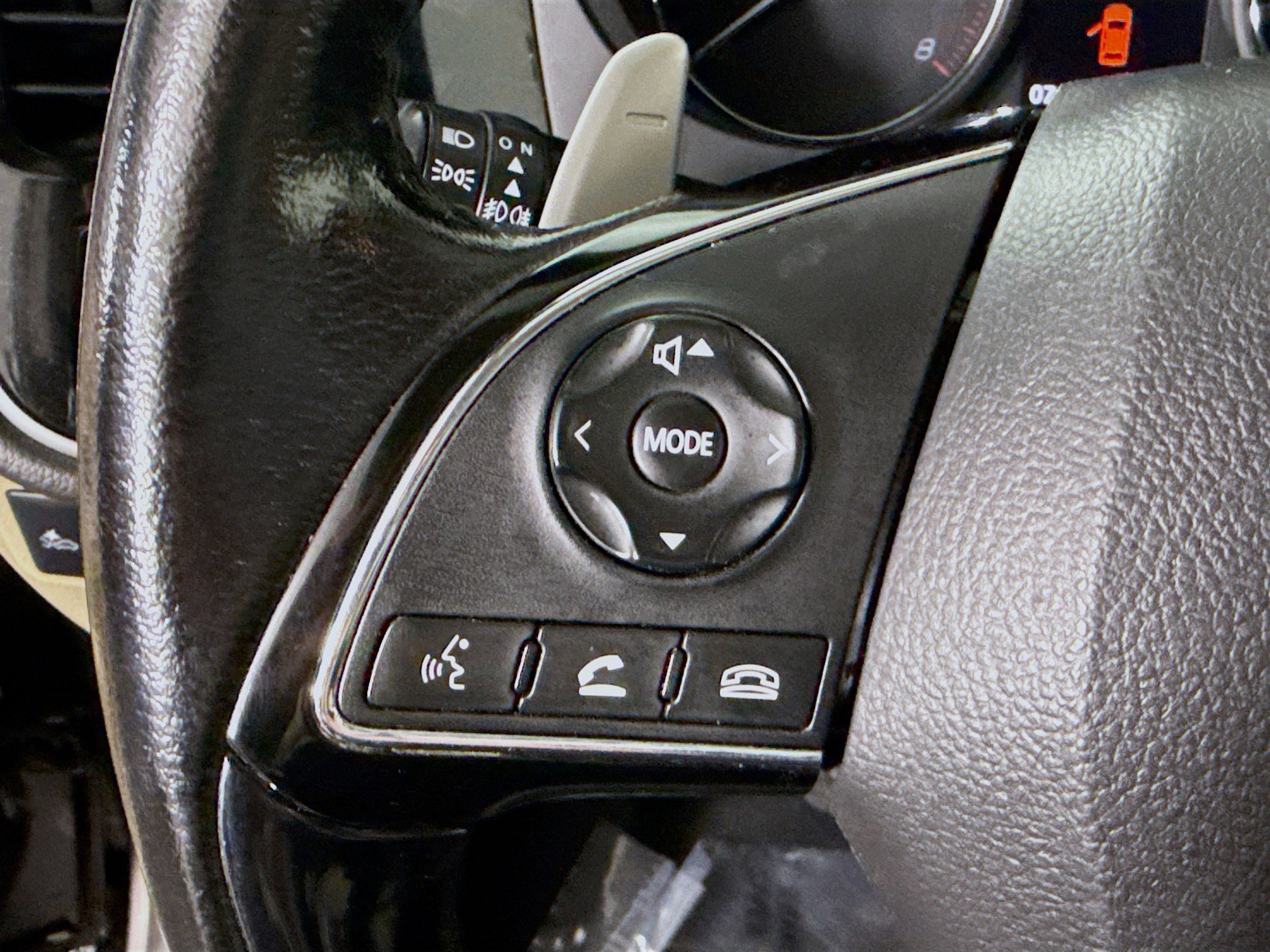 Used 2016 Mitsubishi Outlander GT AWD/4WD image 14