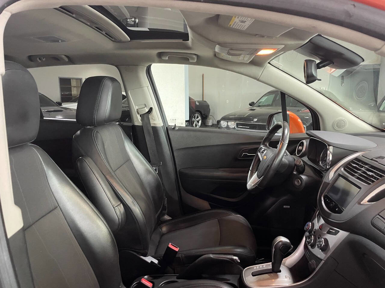 Used 2016 Chevrolet Trax LT w/ LT Sun and Sound Package image 30